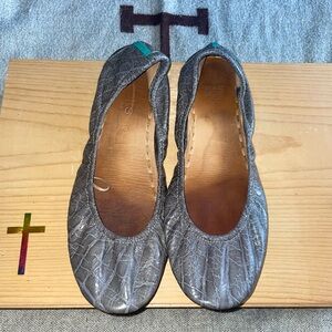 TIEKS SLATE GREY SIZE 9